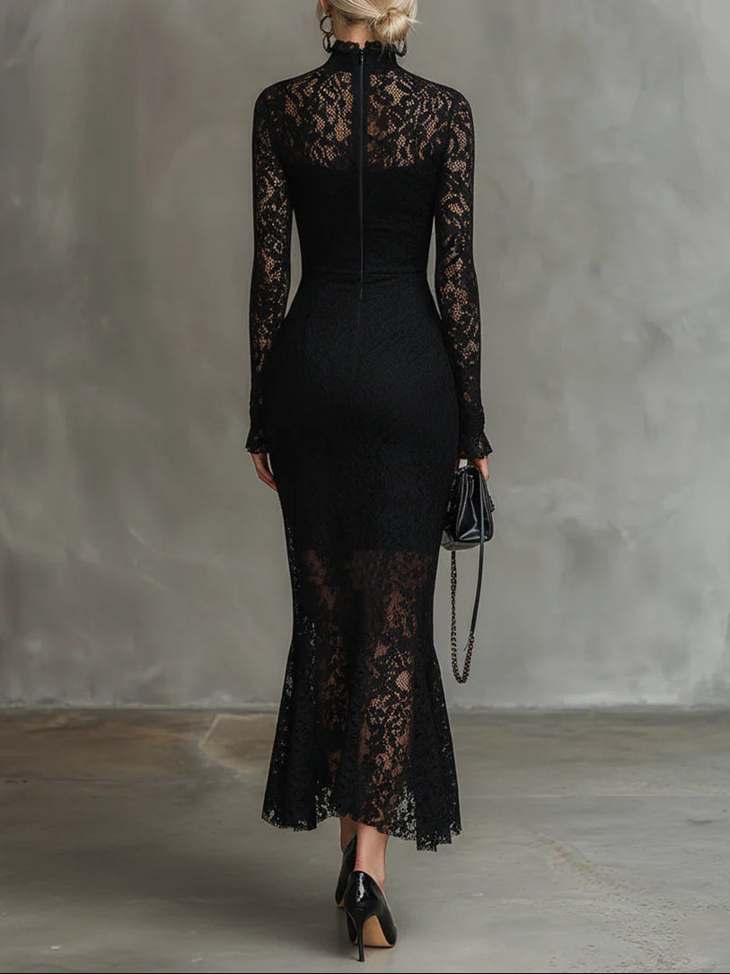 Elegante vestito maxi in pizzo nero elasticizzato a sirena