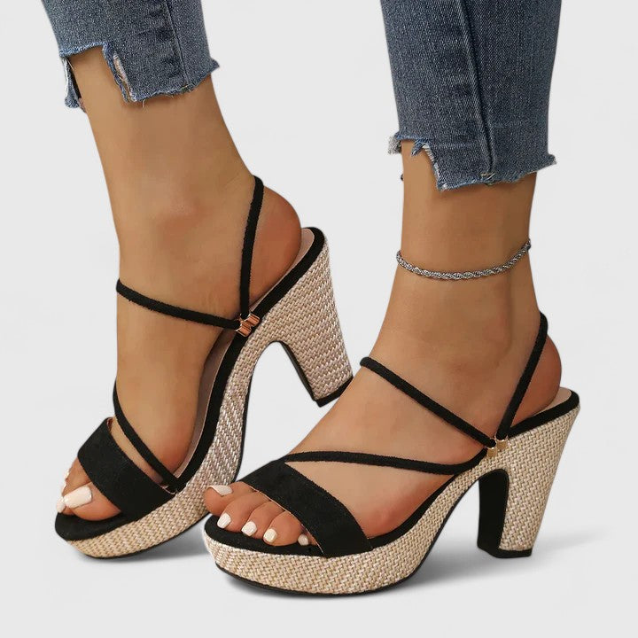 Lorienna™ | Tacchi Sofisticati