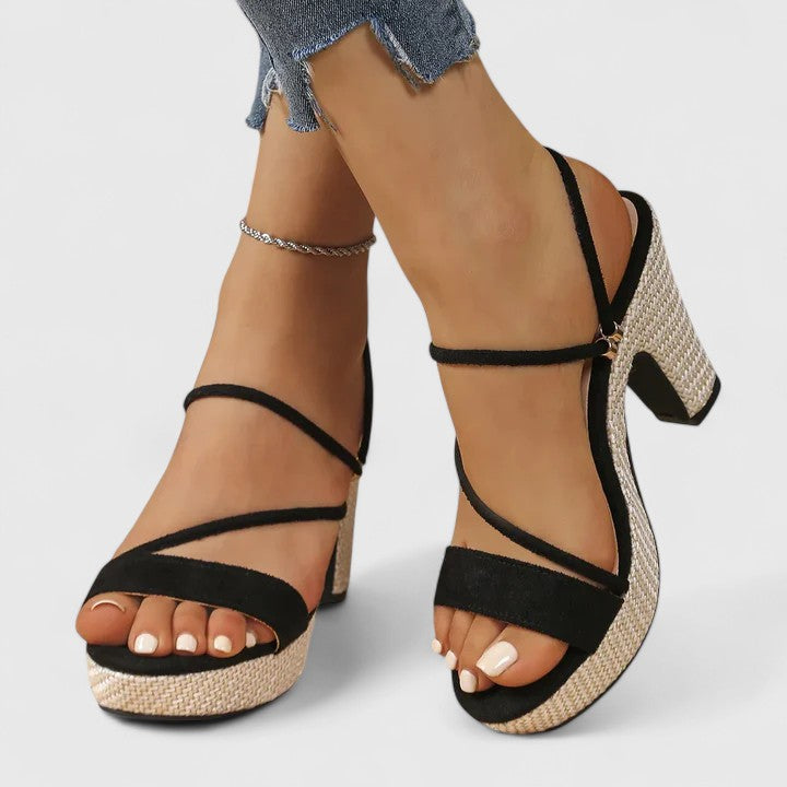 Lorienna™ | Tacchi Sofisticati