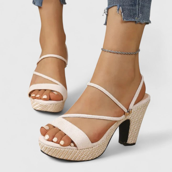 Lorienna™ | Tacchi Sofisticati