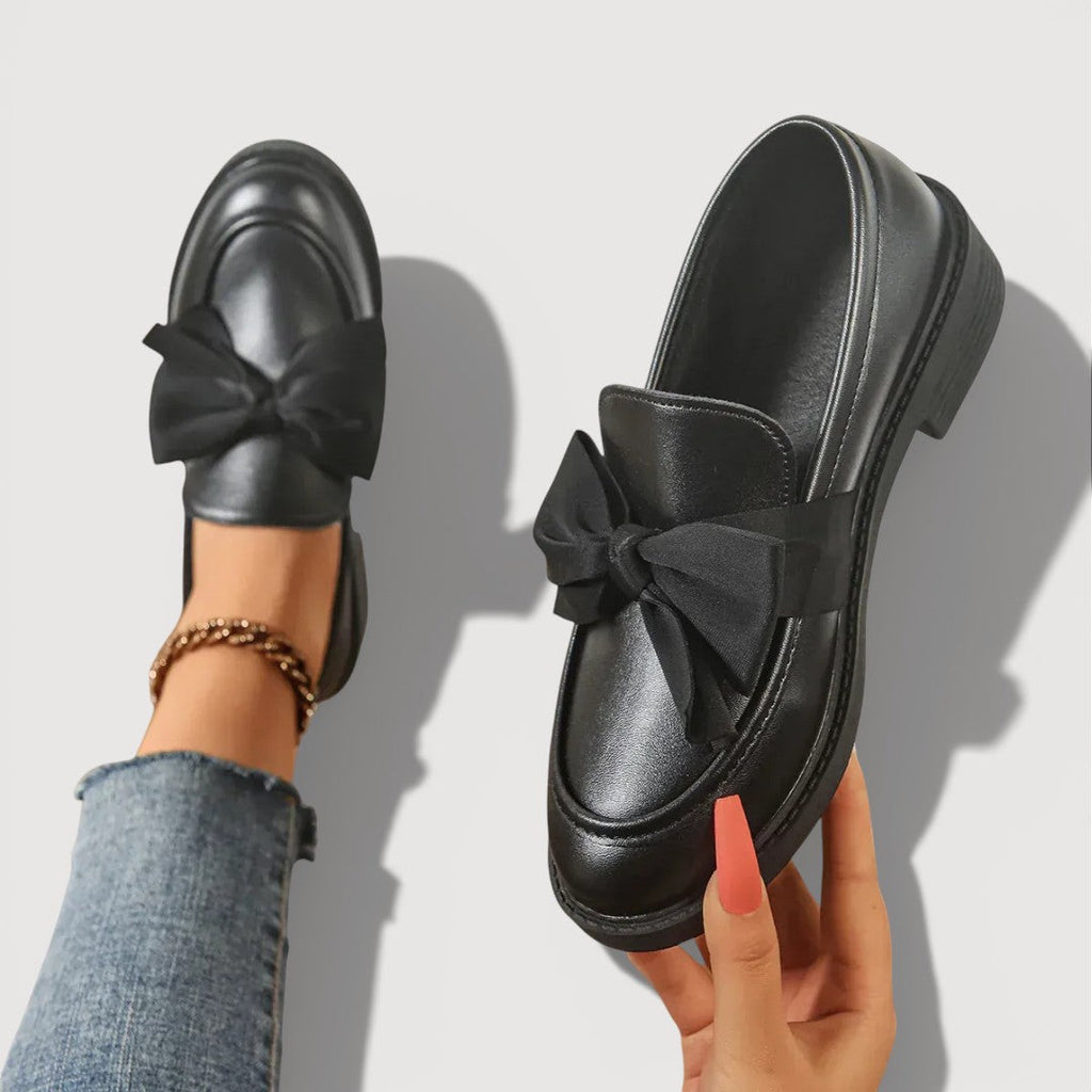 MAERYL – LOAFERS CON DETTAGLIO A FIocco
