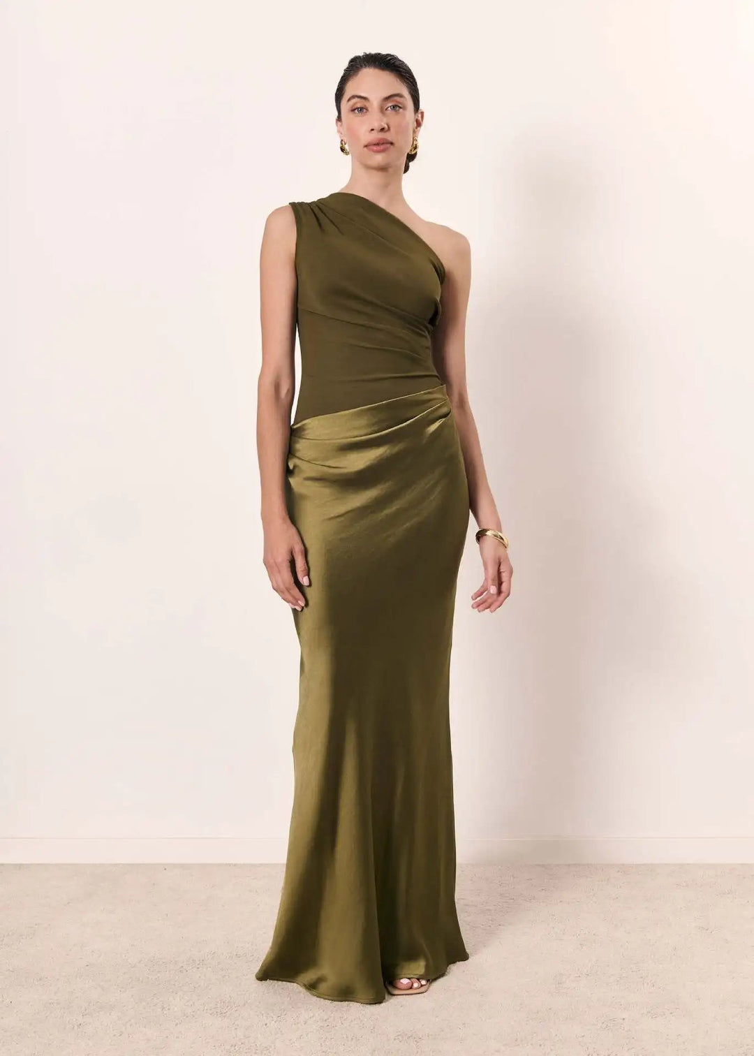 Sophia | Abito Maxi con Collo in Satin